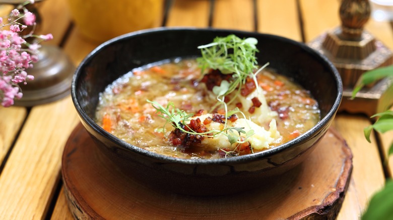 Sauerkraut soup with pierogies