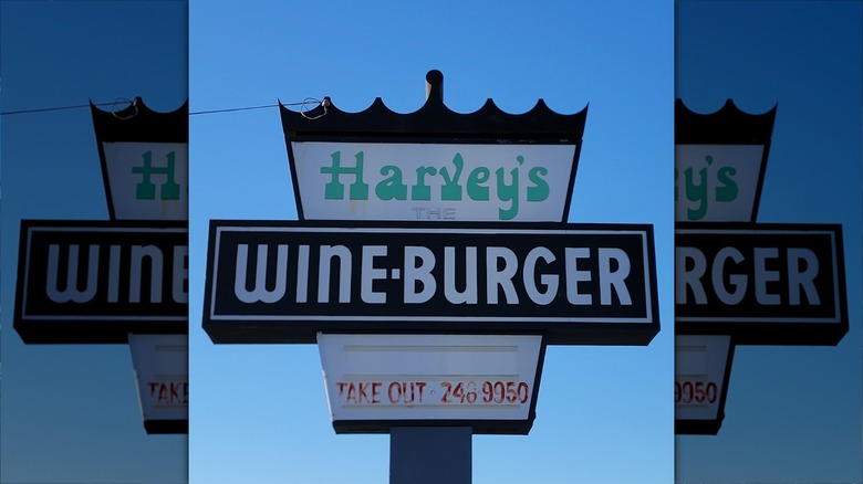 Harvey's Wineburger sign