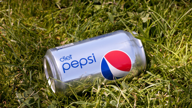 A can of diet Pepsi