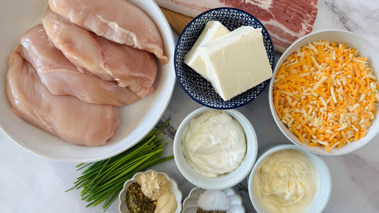 Cheesy million dollar chicken casserole ingredients