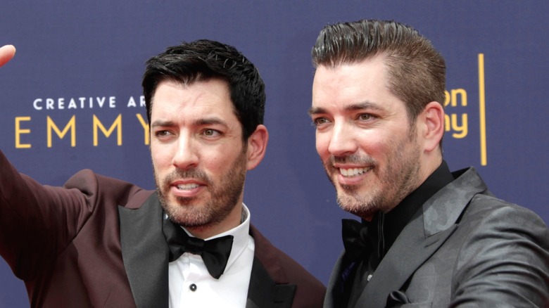 Drew and Jonathan Scott at the Emmy awards