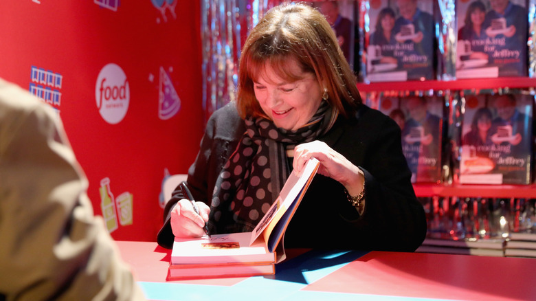 Ina Garten at cookbook signing