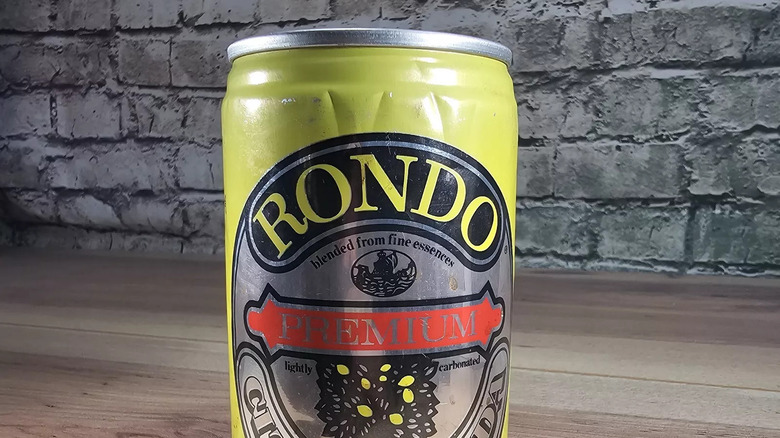 A can of Rondo soda