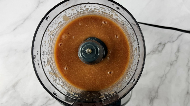 pureed peaches in a blender
