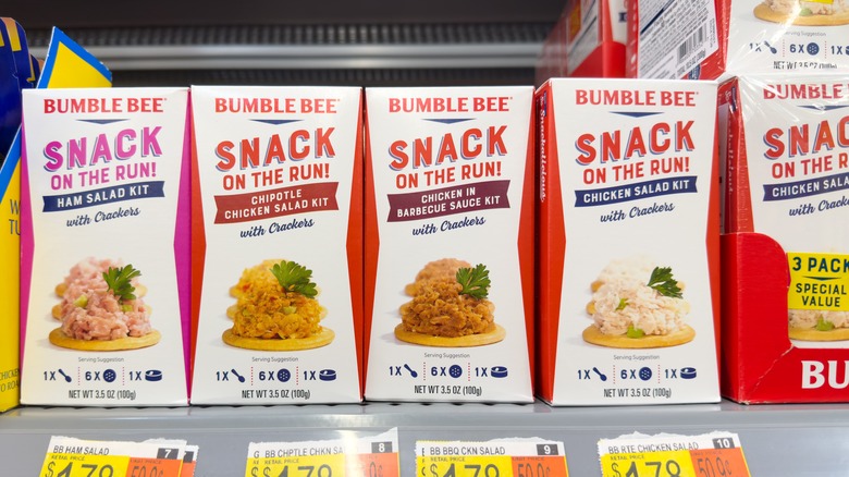 Bumble Bee Lunch on the Run kits on display