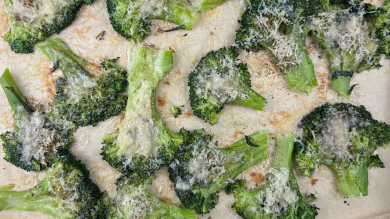 za'atar and parmesan smashed broccoli